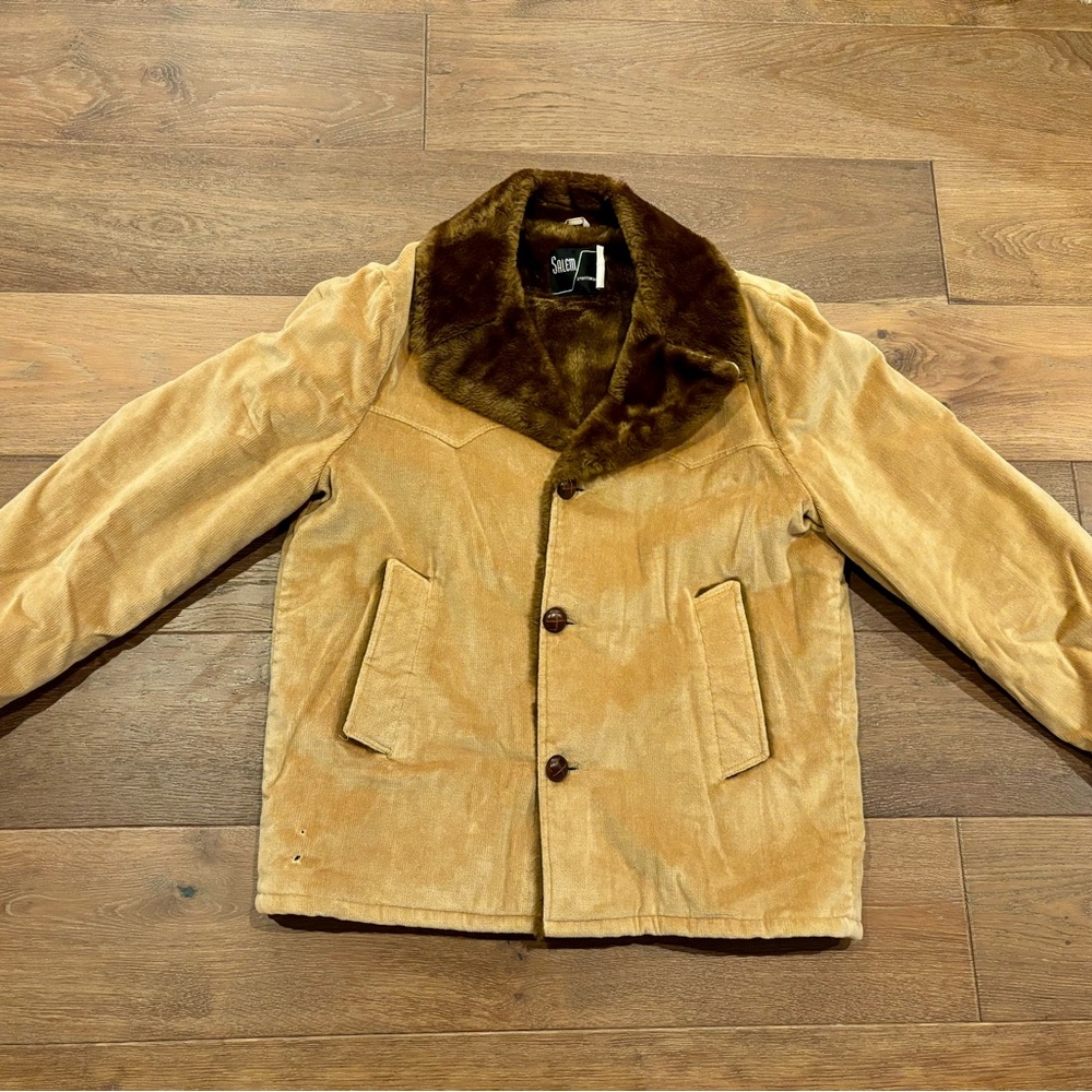VINTAGE 70s Salem Sportswear Tan Corduroy Coat With Faux Fur Collar, 42